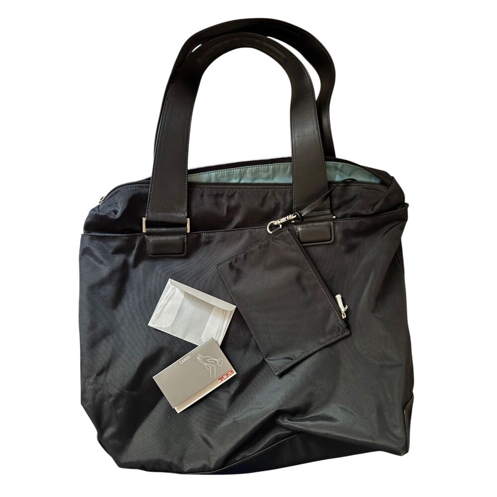 TUMI Cargo Tote NWOT –  Nylon & Leather Work/Travel Bag